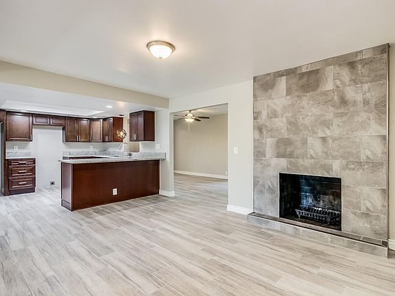 3rd image of 9461 E Calle Cascada