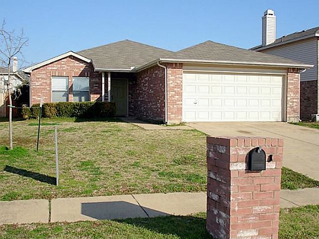 8601 Clear River