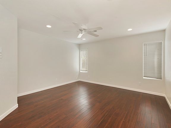 3rd image of 3547 W Via Del Sol Dr