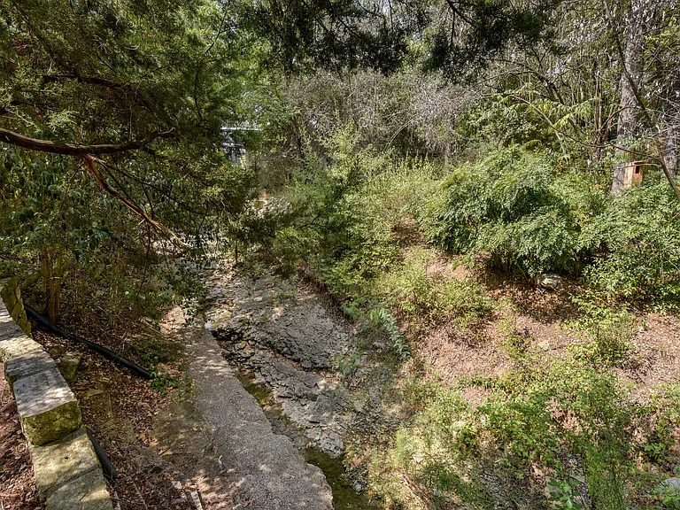 1122 Bluebonnet Ln #A — Photo 23