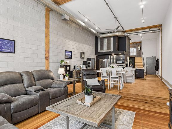 3rd image of 801 Washington Ave N APT 220