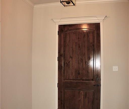 3rd image of 228 Slippery Elm Dr