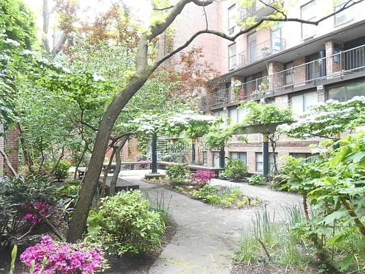 Rented by A Space Realty NY LLC | media 18