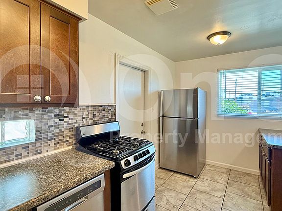 4th image of 2620 E Turney Ave APT 1
