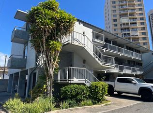 625 University Ave APT 11, Honolulu, HI 96826