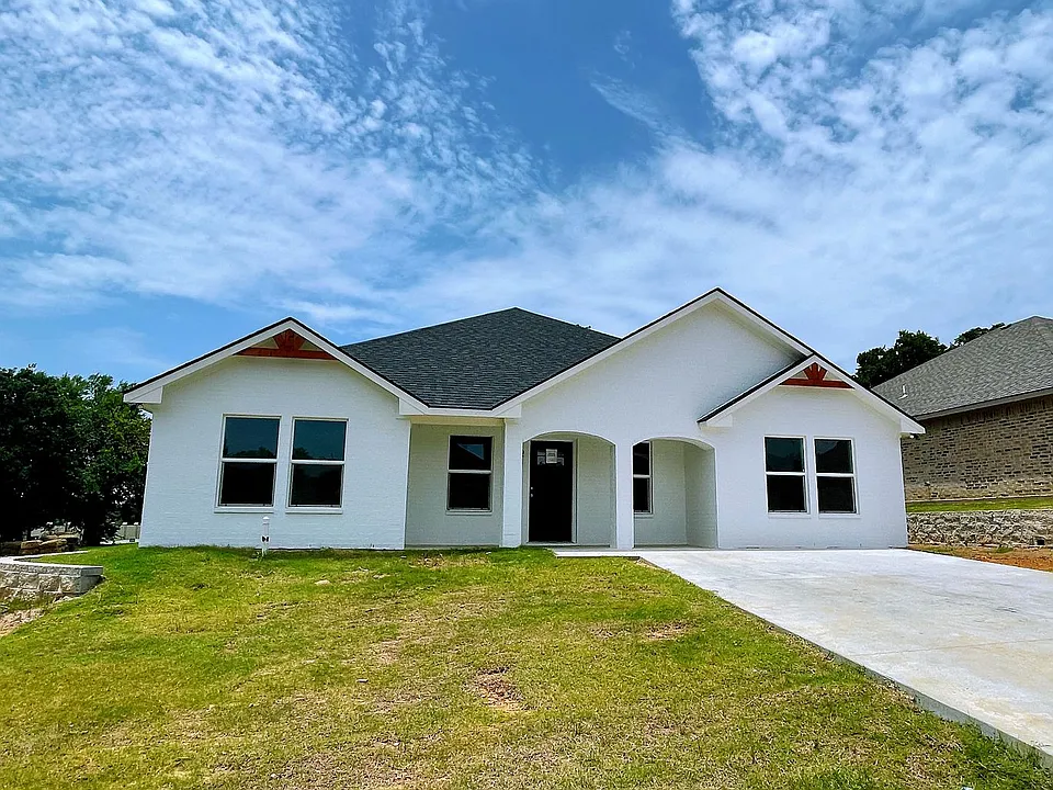 21 Watch Hill Dr
