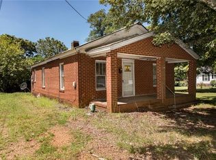 728 21st St SW, Hickory, NC 28602