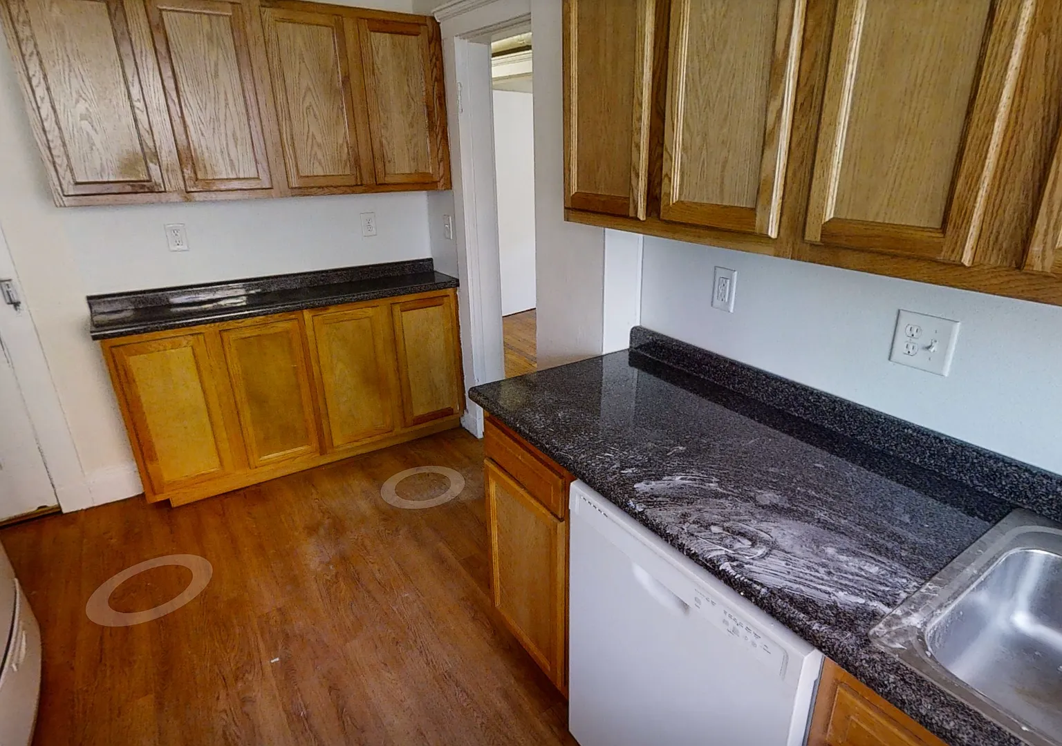 Avl NOW - No Fee! Split-style 2BR apartment near B/C trains — Photo 1