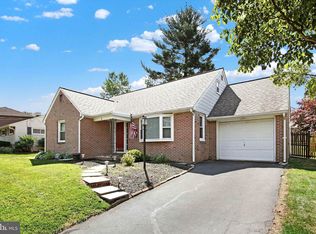 4 Quintal Dr, Westminster, MD 21157