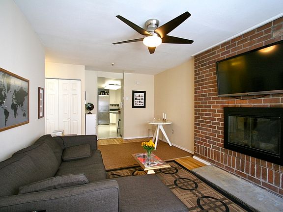 3rd image of 331 W 14th St APT 6C