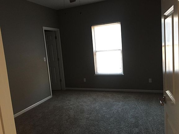5th image of 5604 Deer Valley Dr #C