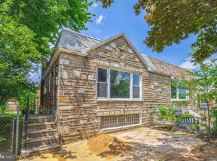 8700 Frontenac St, Philadelphia, PA 19152