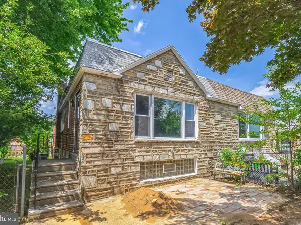 8700 Frontenac St, Philadelphia, PA 19152