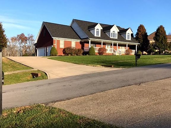 3rd image of 136 Mill Creek Ct
