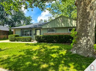 306 Waldmann Dr, Park Forest, IL 60466