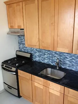 Rented by Astoria NY Condos | media 32