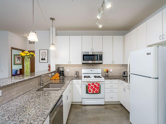 2nd image of 2929 21st Ave S APT 203