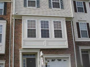 515 Planters Ter NE, Leesburg, VA 20176