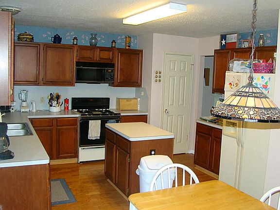 4th image of 4313 Kingfish Dr