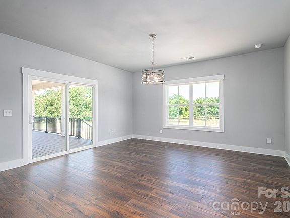 4th image of 1343 Zeb Haynes Rd