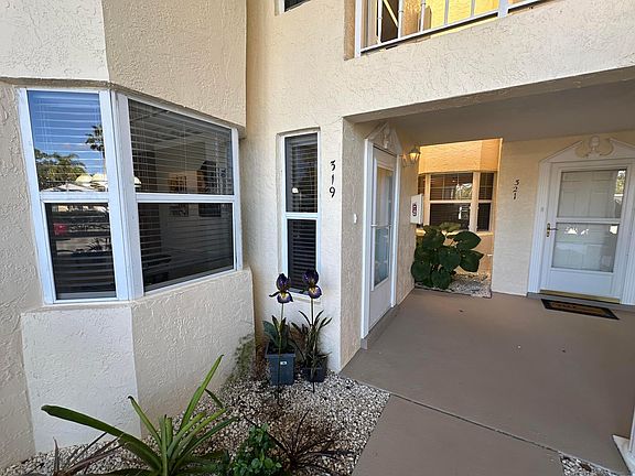 2nd image of 319 N Grove Isle Circle