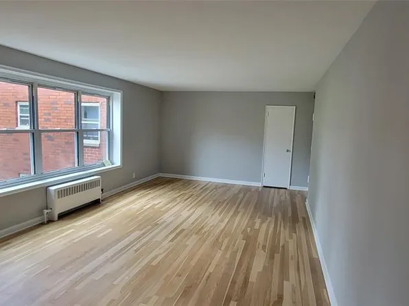 2330 Linwood Ave APT 3G, Fort Lee, NJ 07024
