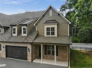 3348 Northampton Dr, Charlotte, NC 28210