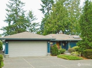 28989 Beach Dr NE, Poulsbo, WA 98370