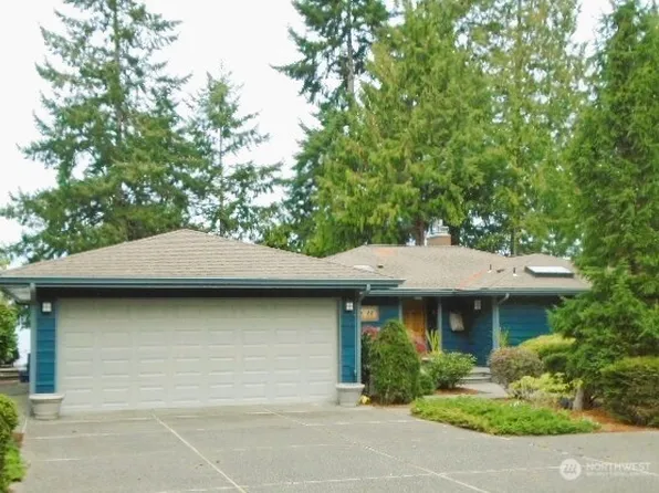 28989 Beach Drive NE, Poulsbo, WA 98370