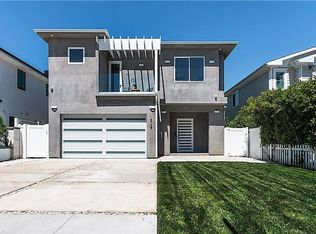 15127 Camarillo St, Sherman Oaks, CA 91403