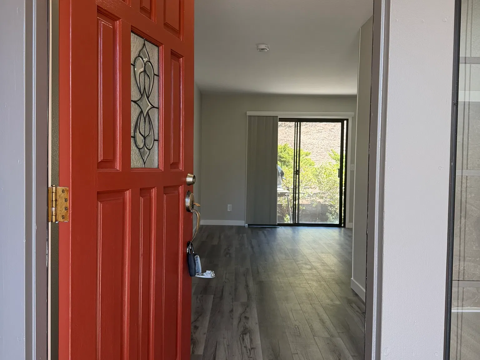 3 bed, 2.5 bath, 1804 sqft, $4,200 — Photo 4