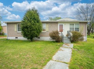 901 Poplar Ave, Springfield, TN 37172
