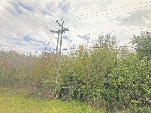 3rd image of 41481 Little Farm Rd