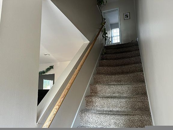 2nd image of 3505 Bowman St #7