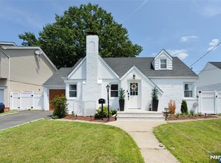 612 Beech Ave, Saddle Brook, NJ 07663