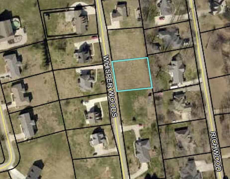1st image of 6 Whisper Woods Dr