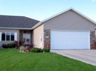 628 43rd Ave S, Moorhead, MN 56560