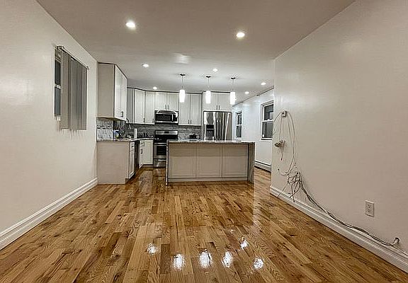3rd image of 973 E 93rd St Floor 1