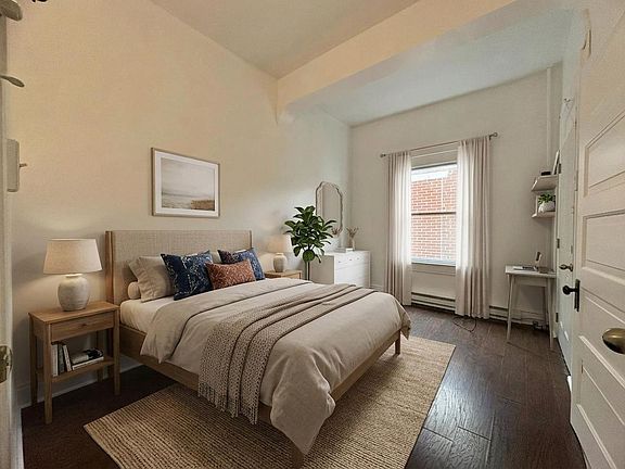 2nd image of 534 W Market St #4