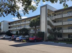 3401 Bimini Ln, Pompano Beach, FL