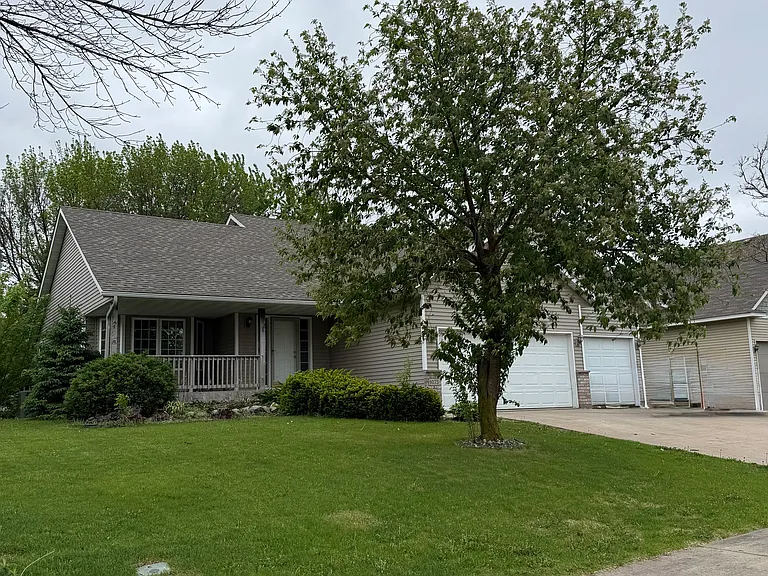 9173 Prairie St — Photo 2