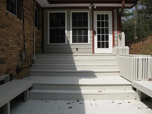 2nd image of 2346 Valencia Dr