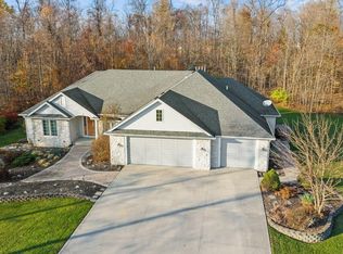 5128 Green Rd, New Haven, IN 46774