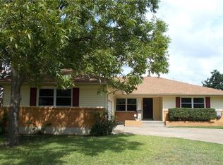 1420 Oriole Ln, Garland, TX 75042