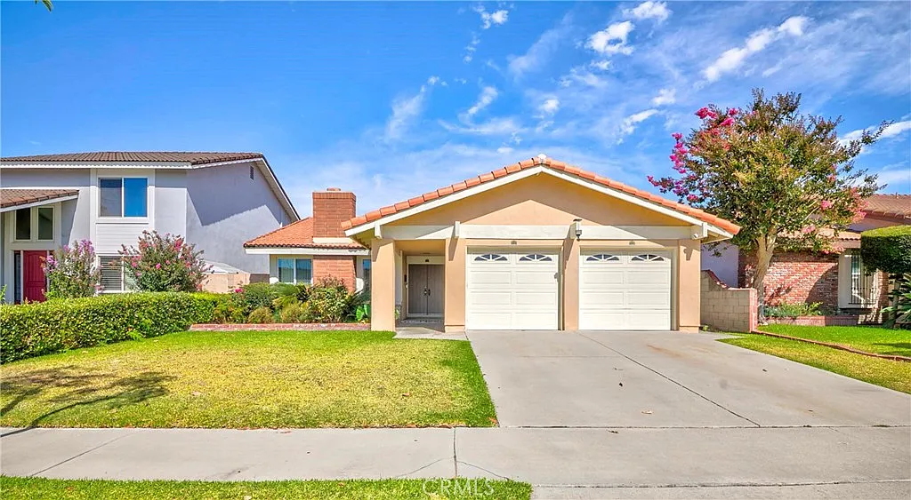 3 bed, 1680 sqft, $4,500 — Photo 2
