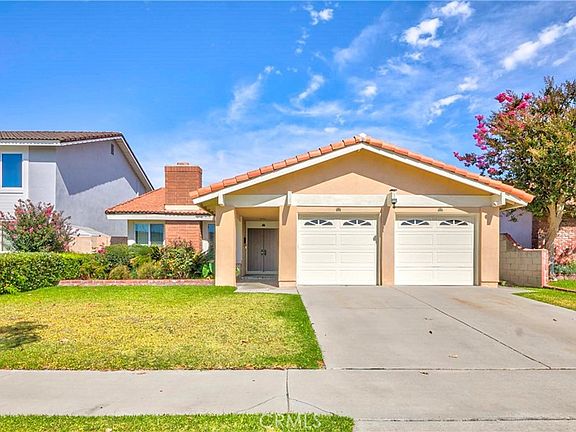 2nd image of 17532 Vierra Ave