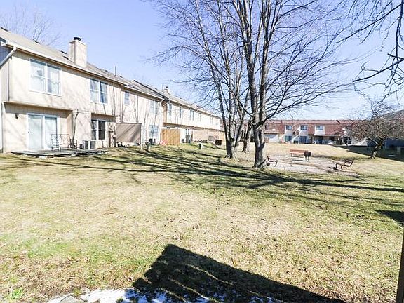 3rd image of 314 E 60th Ct