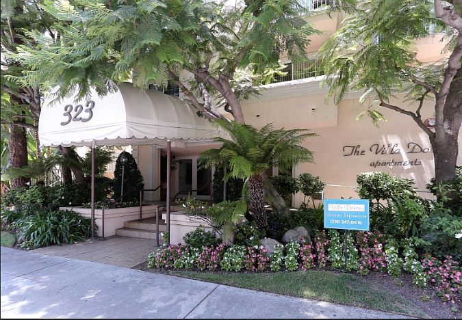 1st image of 323 S Doheny Dr APT 203