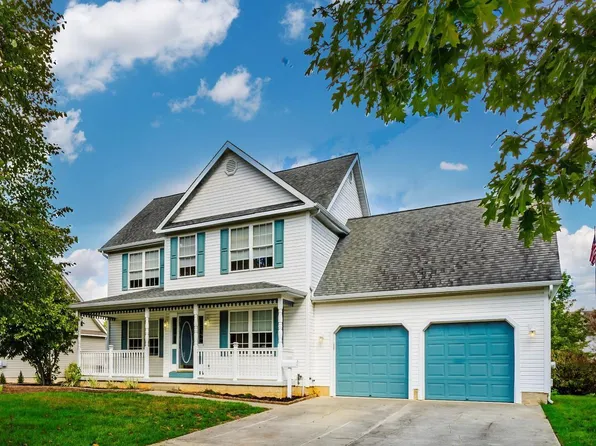 16 Clover Ridge Dr, Mickleton, NJ 08056