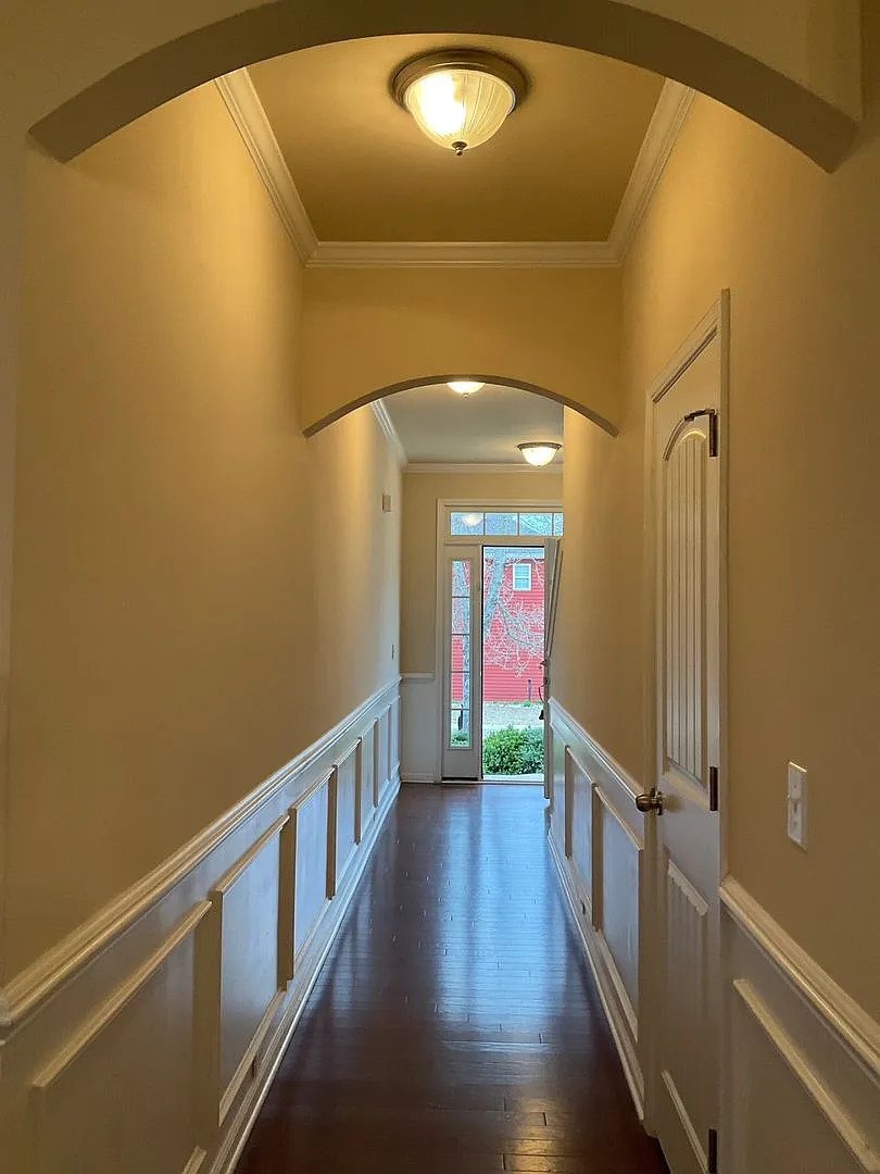 For Rent 204 Ashmore Ln 4bed/2.5bath — Photo 2
